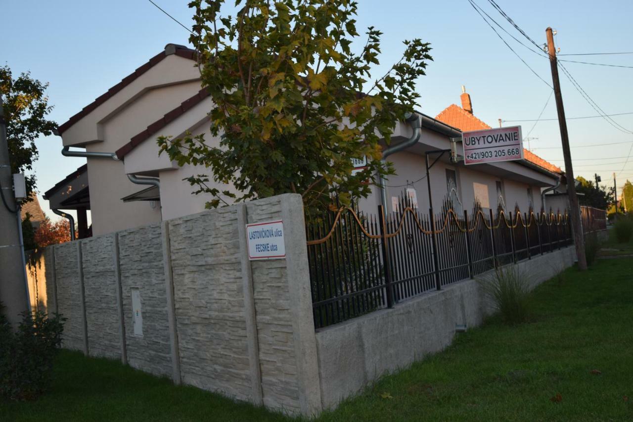 Belany Studios Veľký Meder 外观 照片